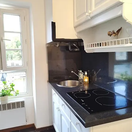 Cozy In The Heart Of Chantilly!