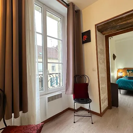 Apartment Cozy In The Heart Of Chantilly! Chantilly