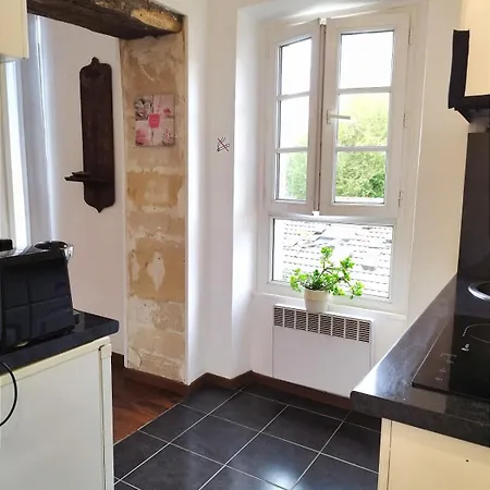 Apartment Cozy In The Heart Of Chantilly!